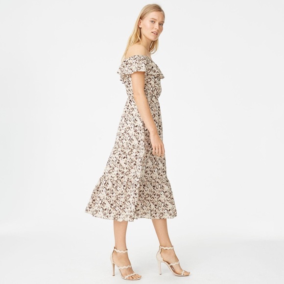 Club Monaco Dresses & Skirts - Club Monaco Hamisi 100% Silk Floral Dress